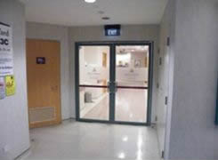 JHSの病棟出入口